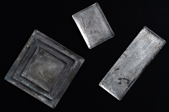 藤田さんの角型のプレート