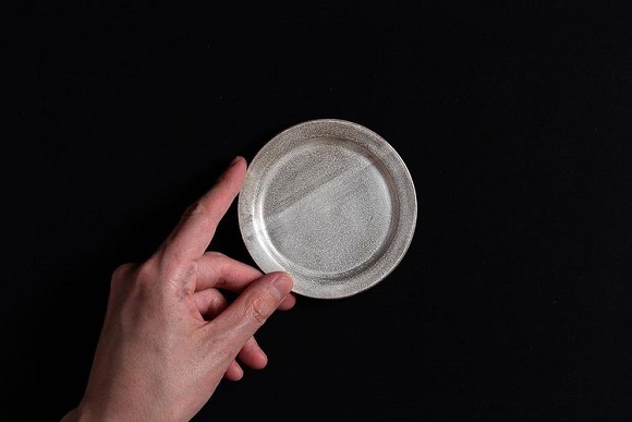 饗庭三七子・塚本友太 2人展『Poem on the table』